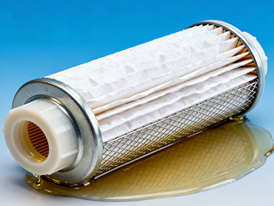 燃油滤清器何时需要更换？